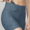 1591628_6 bermuda con bolso