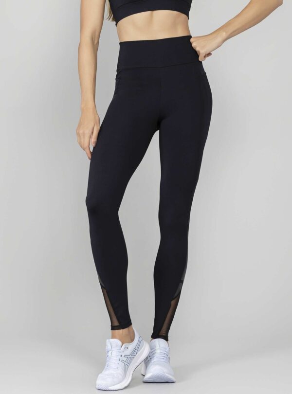Legging con recortes attitude